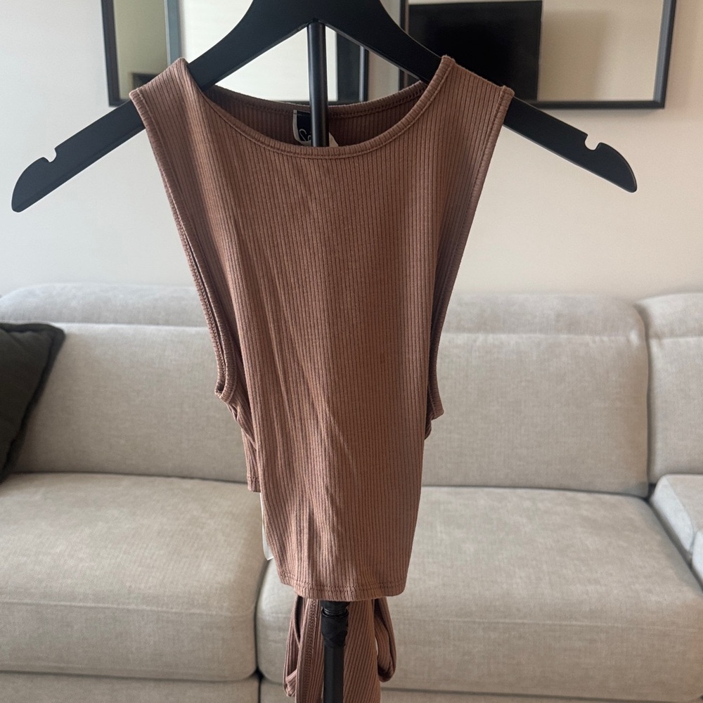 Windsor Brown Ribbed Crop Top